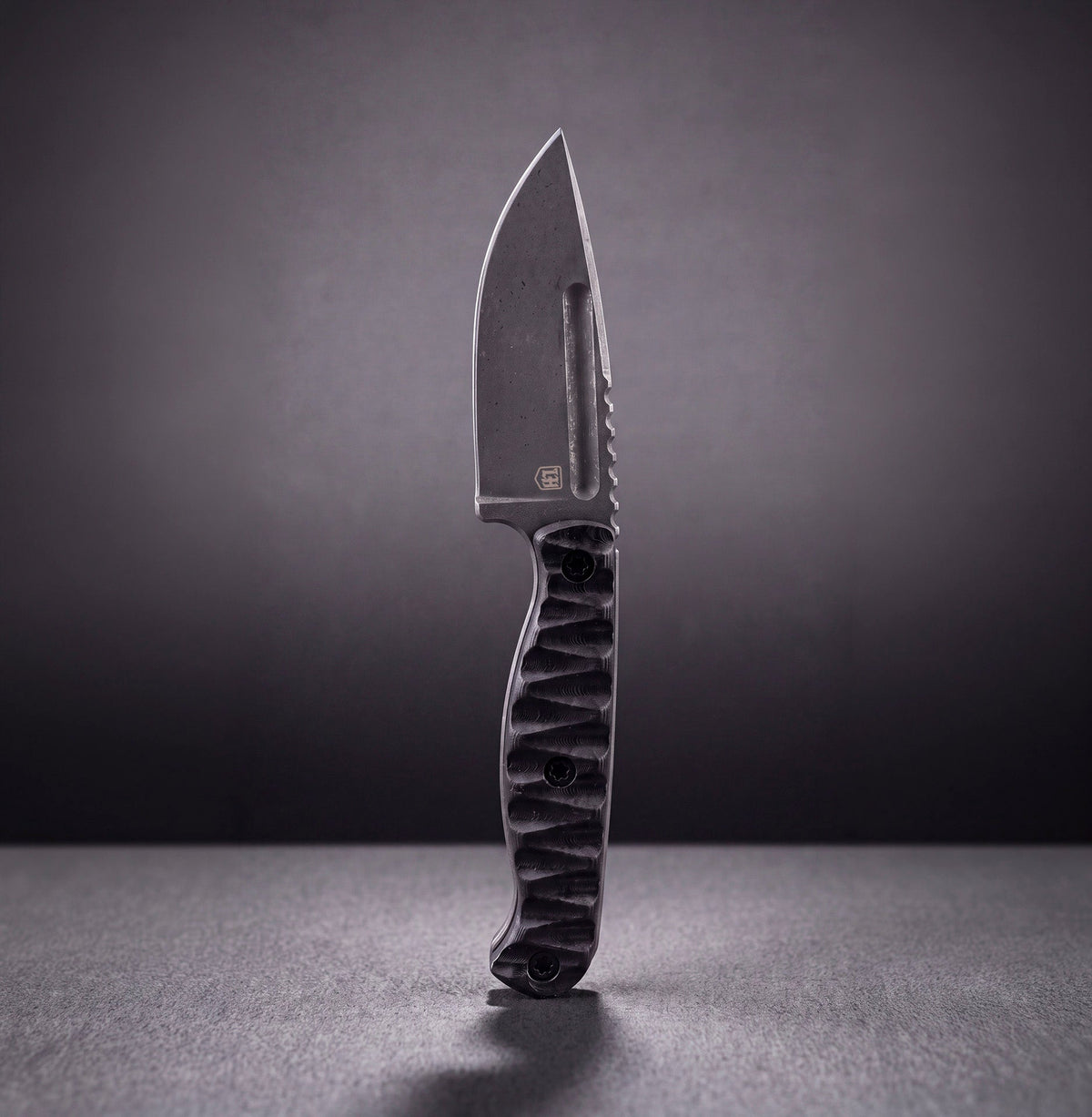Blue Ridge Scout fixed blade with black G10 handle scales, stonewash finish